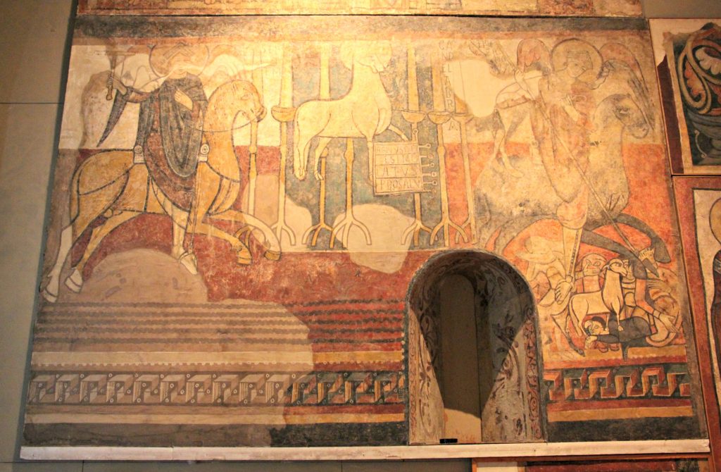 Detalle con los jinetes de las pinturas del Apocalipsis de San Salvador de Polinyà.